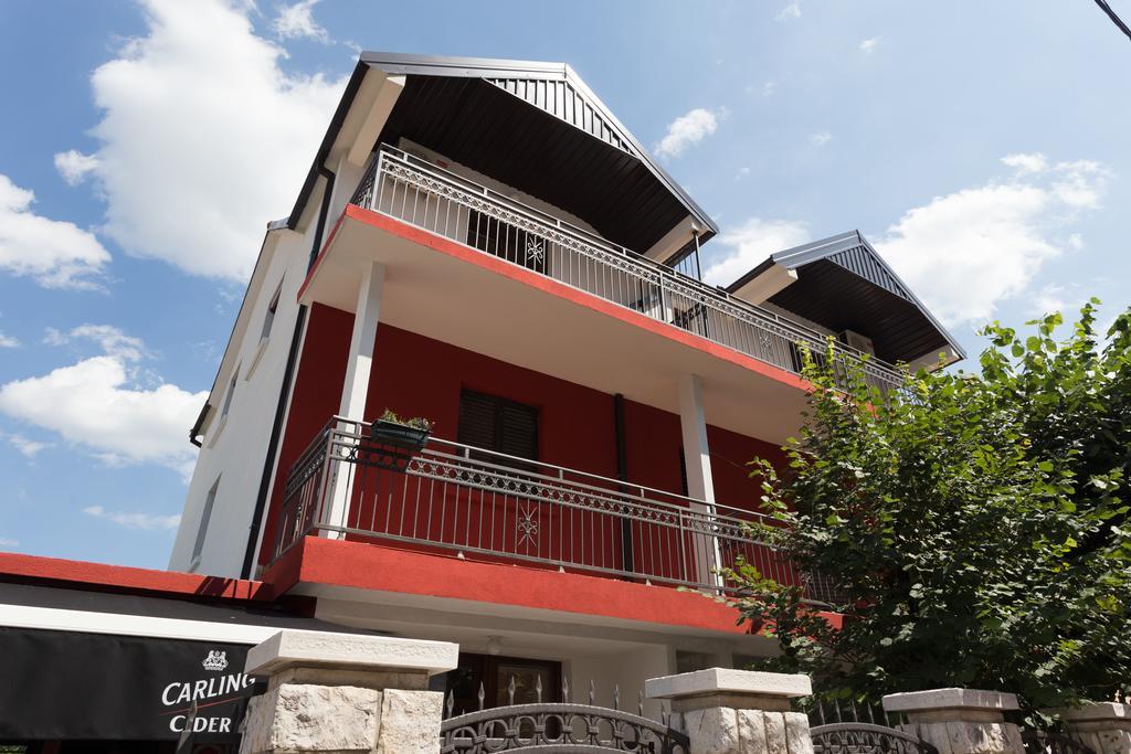 Apartments Erakovic Niksic Luaran gambar