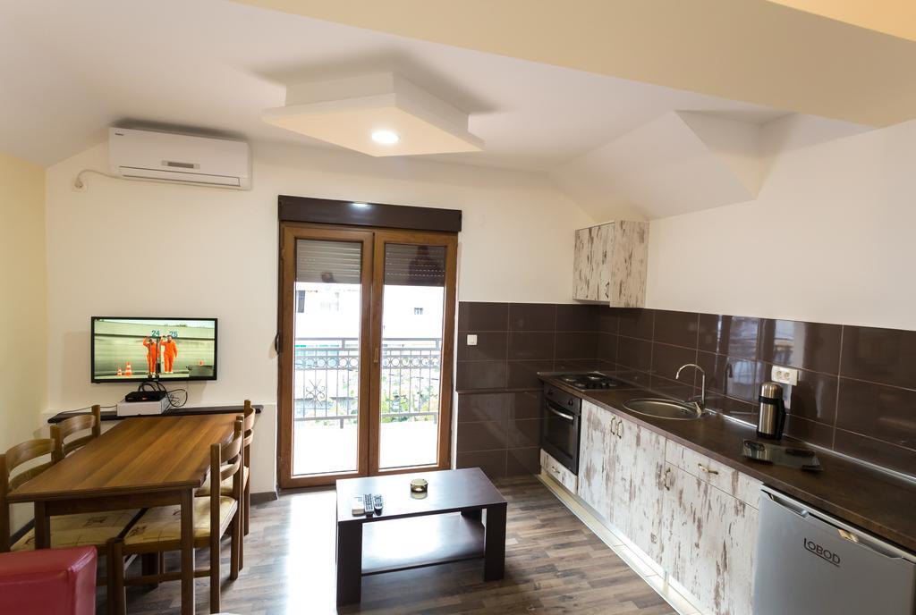 Apartments Erakovic Niksic Luaran gambar