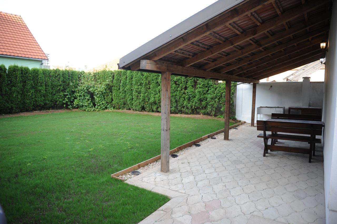 Apartments Erakovic Niksic Luaran gambar