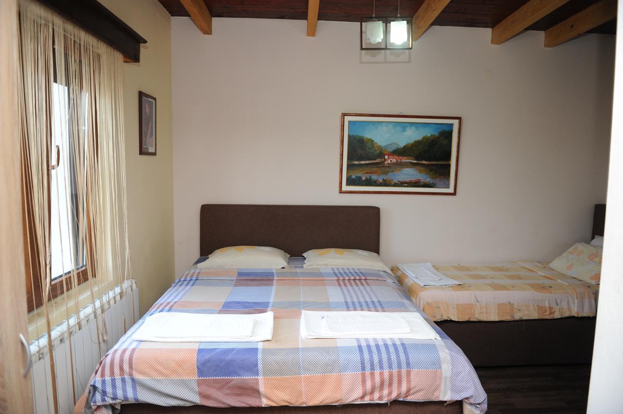 Apartments Erakovic Niksic Luaran gambar