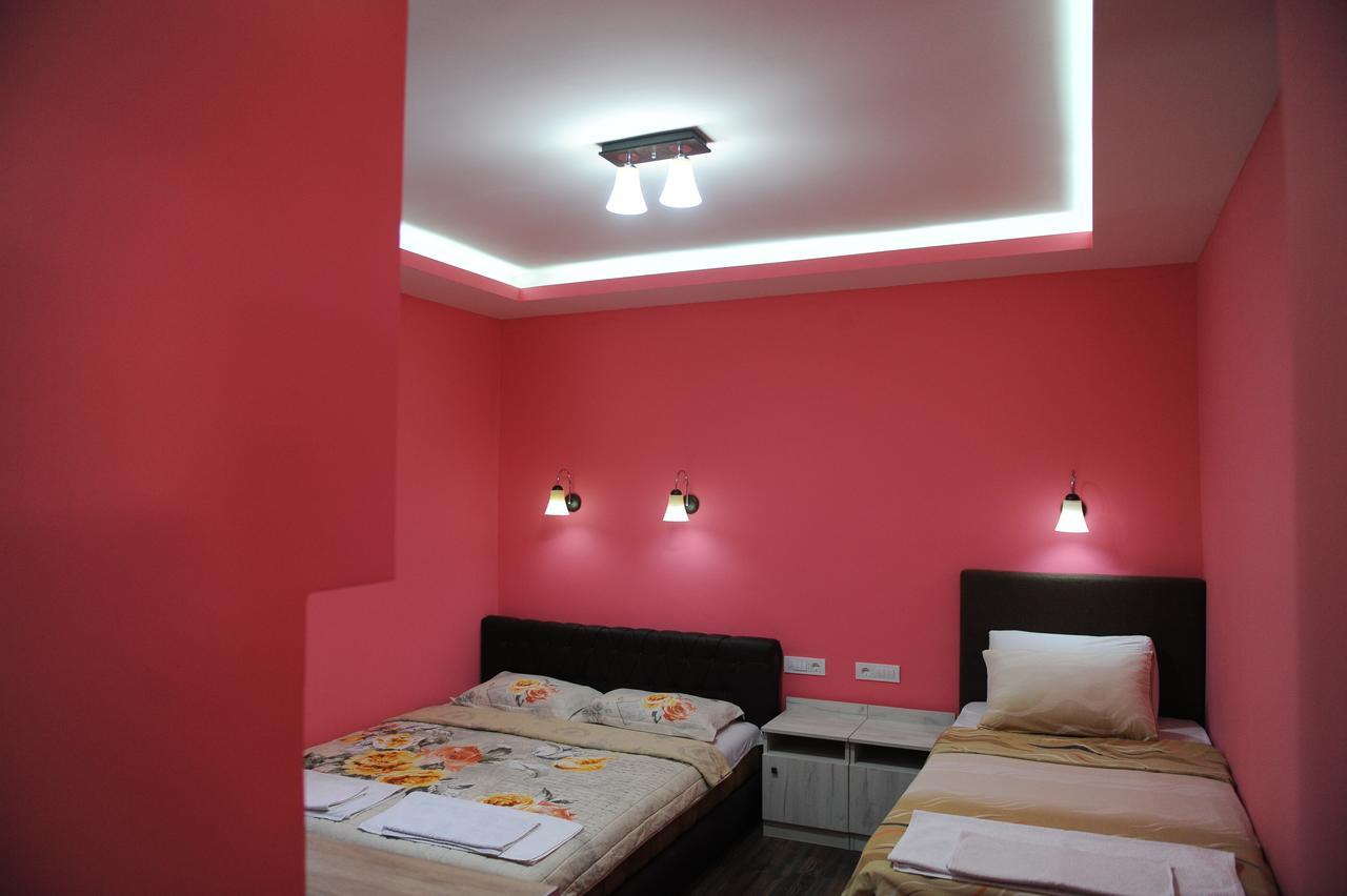 Apartments Erakovic Niksic Luaran gambar