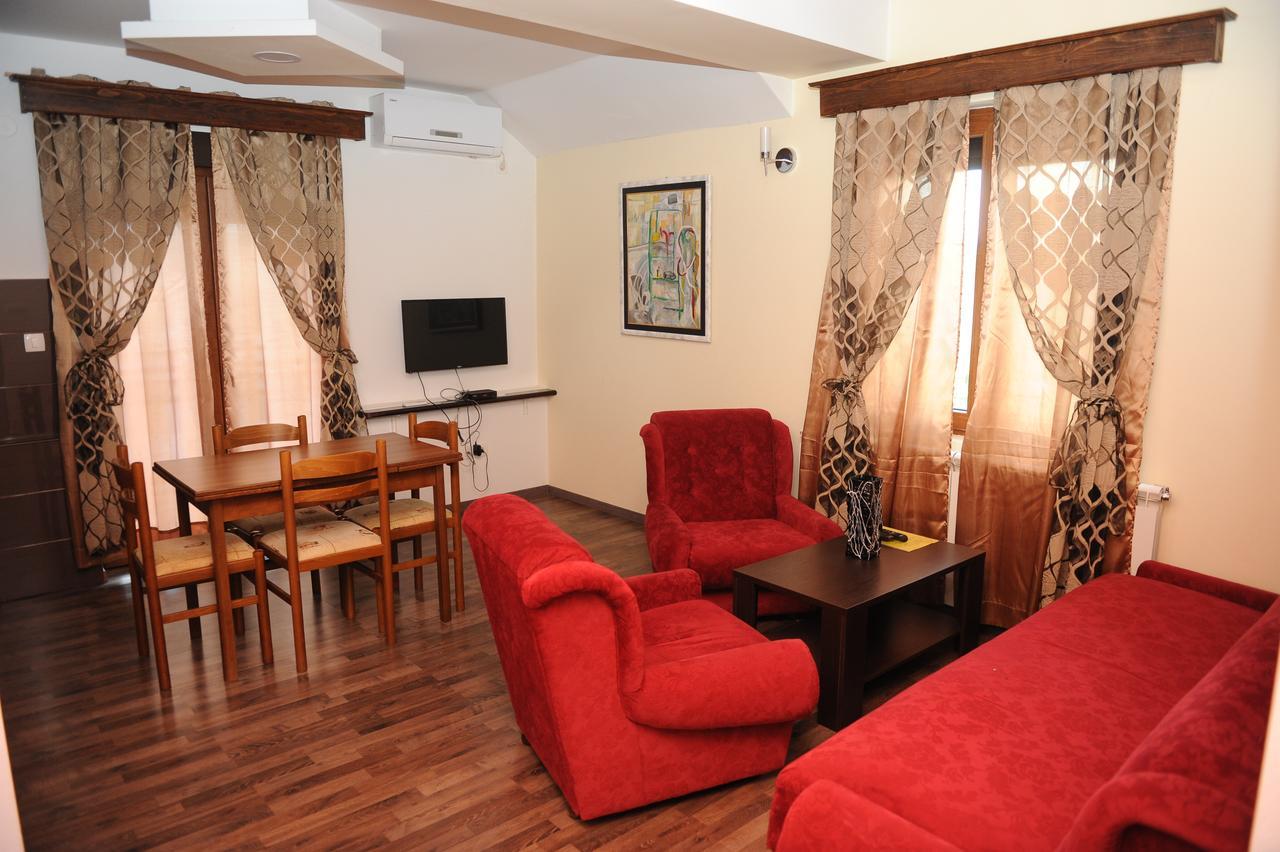Apartments Erakovic Niksic Luaran gambar