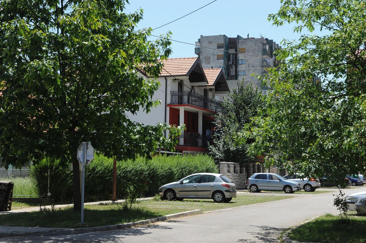 Apartments Erakovic Niksic Luaran gambar