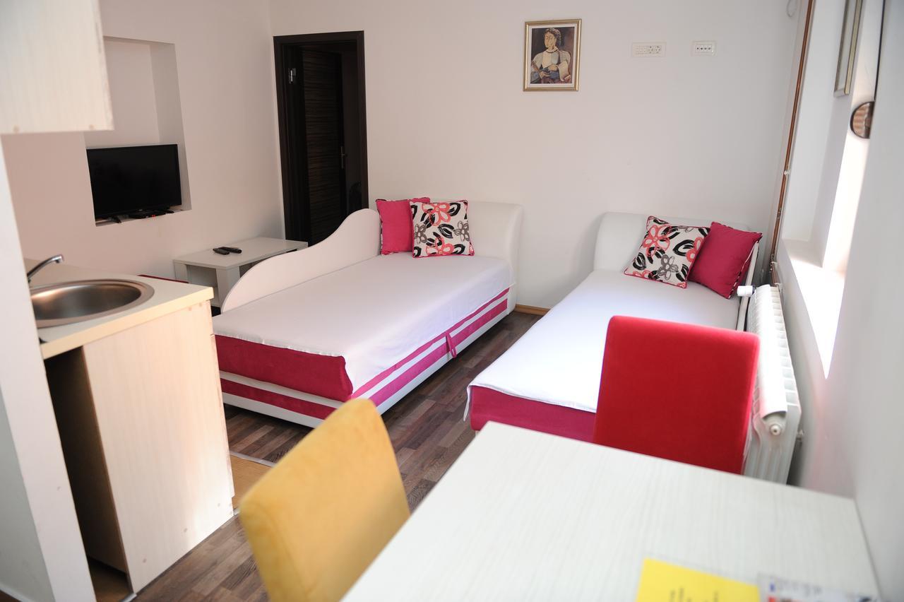 Apartments Erakovic Niksic Luaran gambar
